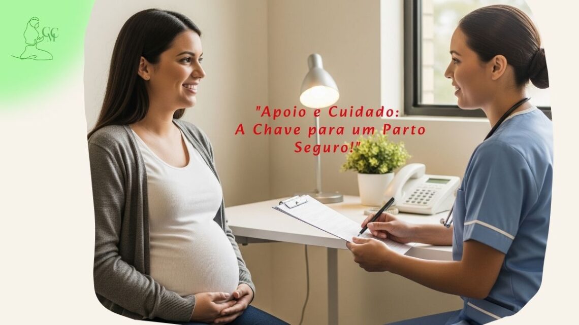 Mulher grávida sorrindo em consulta com enfermeira obstétrica, simbolizando a qualidade do cuidado materno e a prevenção da mortalidade materna.