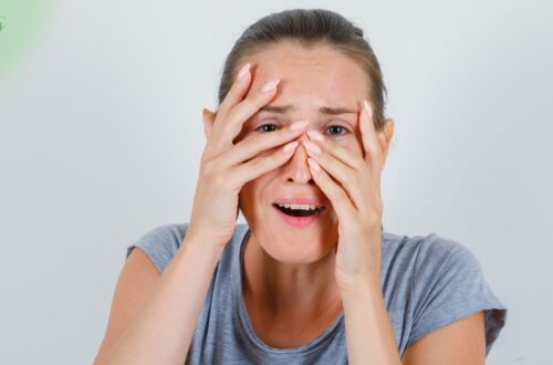 ilustração de olho com inflamação na pálpebra representando tersol